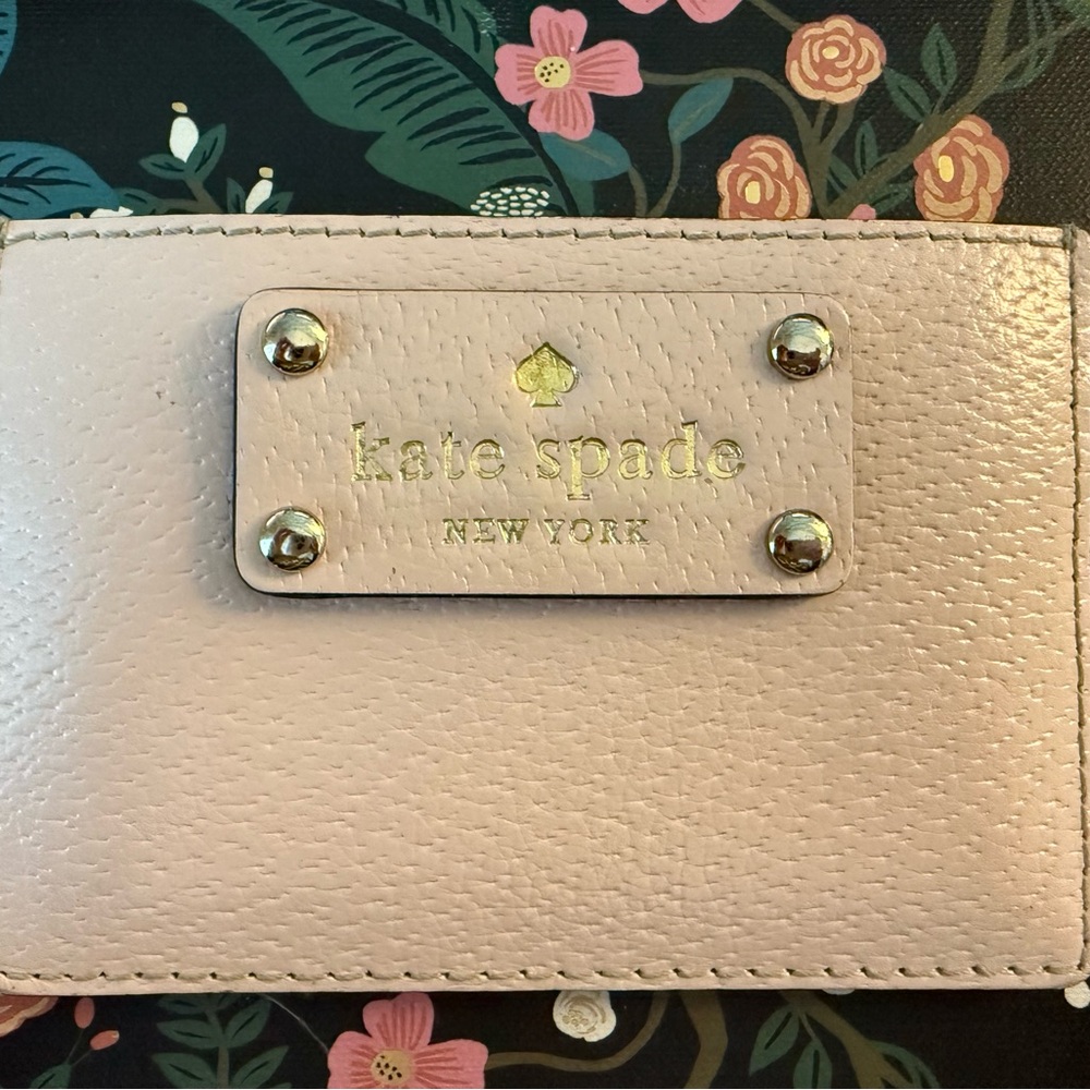 Kate Spade Cream Textured Leather Key Card Holder